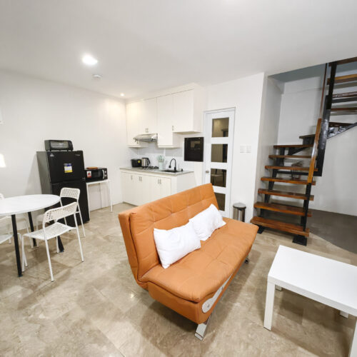 Consuelo Suites - Living room view